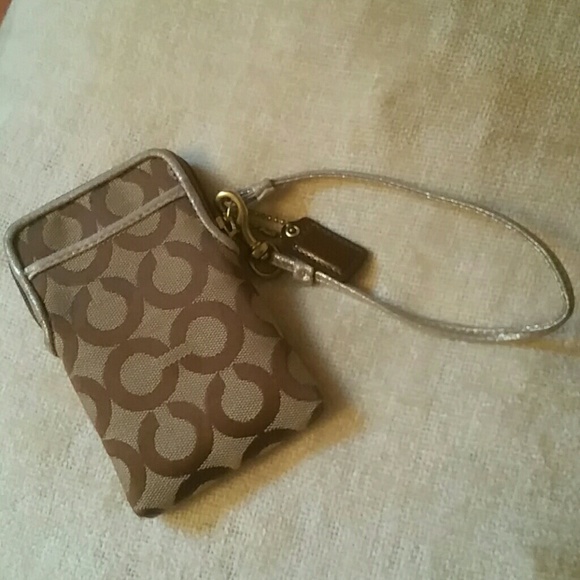 Coach Wristlet - Picture 2 of 4